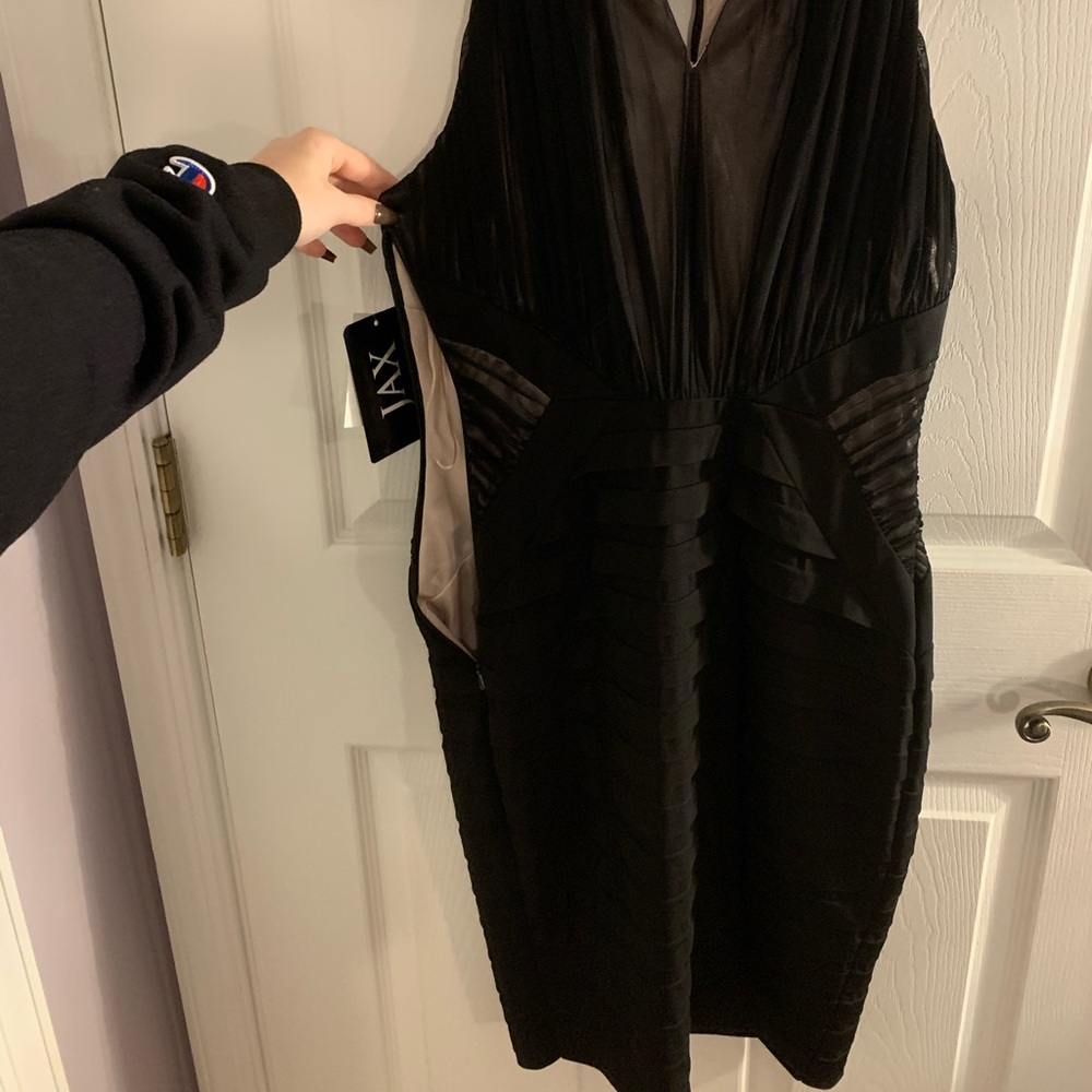 JAX bodycon dress - Picture 3 of 8